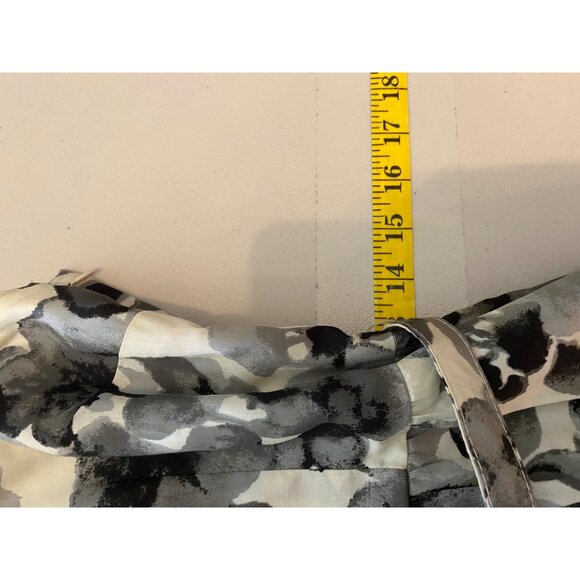 Ann Taylor Loft Petites Black & White Floral Sleeveless Ruffle Front Dress 2P - Picture 8 of 9